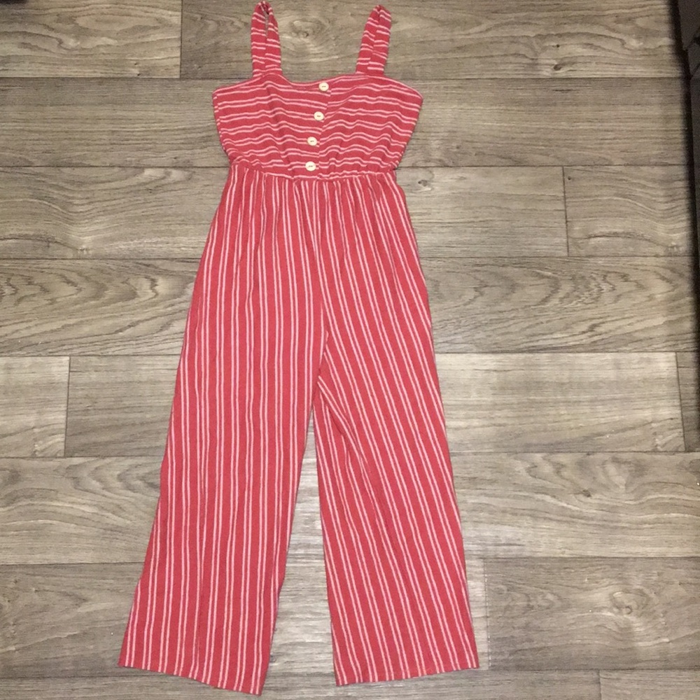 Jumpsuit w shoulder straps- great 4 a yoga retreat